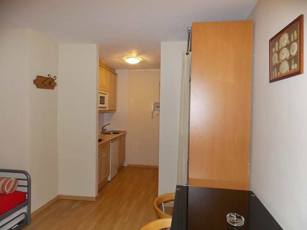 Apartamentos Fidalgo Sandiniés Habitación foto
