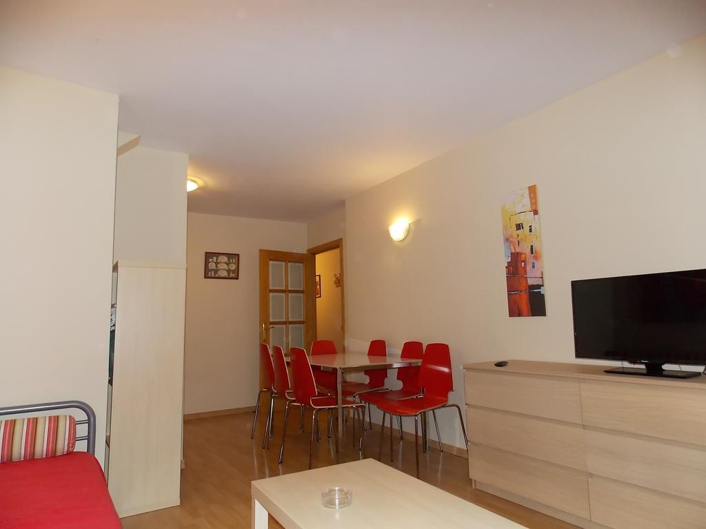 Apartamentos Fidalgo Sandiniés Habitación foto