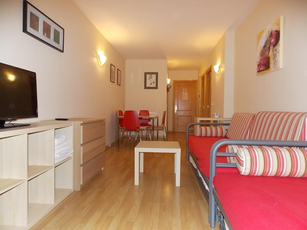 Apartamentos Fidalgo Sandiniés Habitación foto