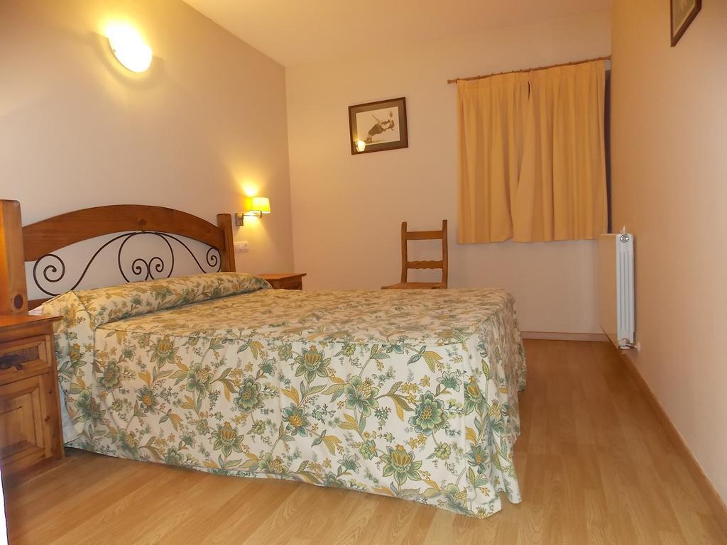Apartamentos Fidalgo Sandiniés Habitación foto